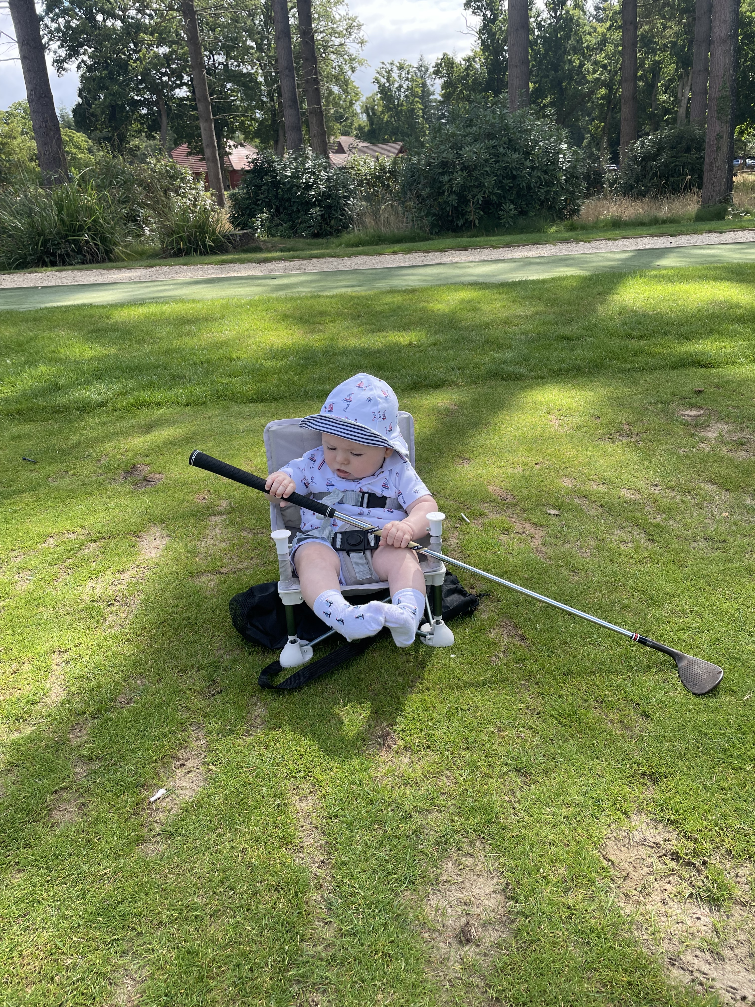 Clutch - Oxfordshire/ Moor Park